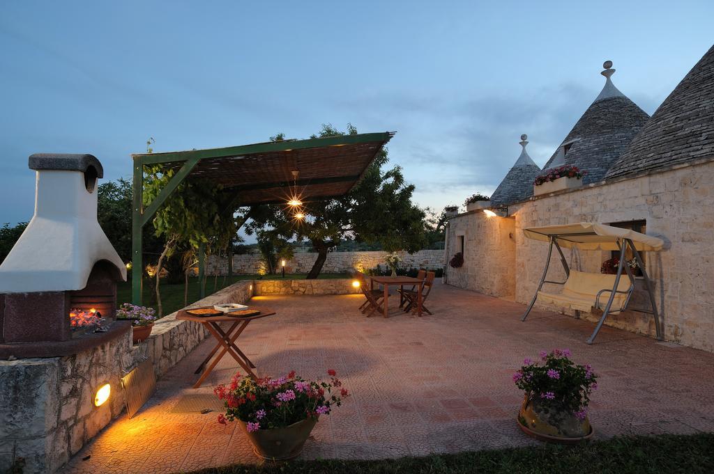הוילה מרטינה פרנקה Trulli מראה חיצוני תמונה